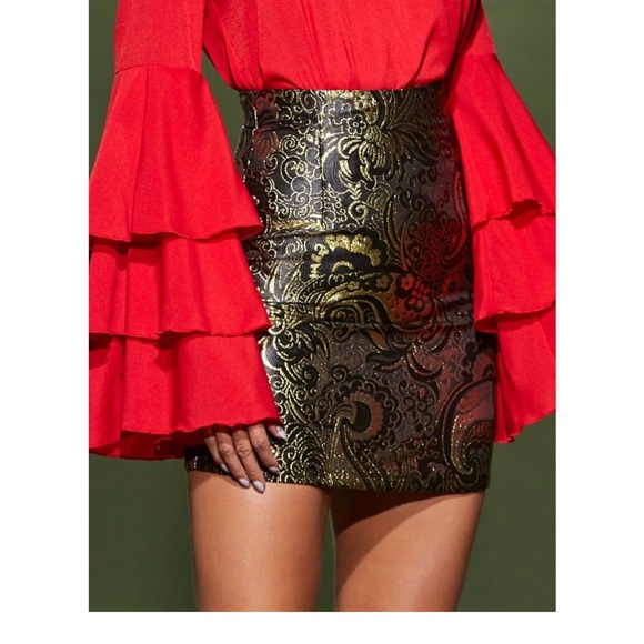 5⭐️  Glamorous Metalic Skirt - Picture 2 of 6